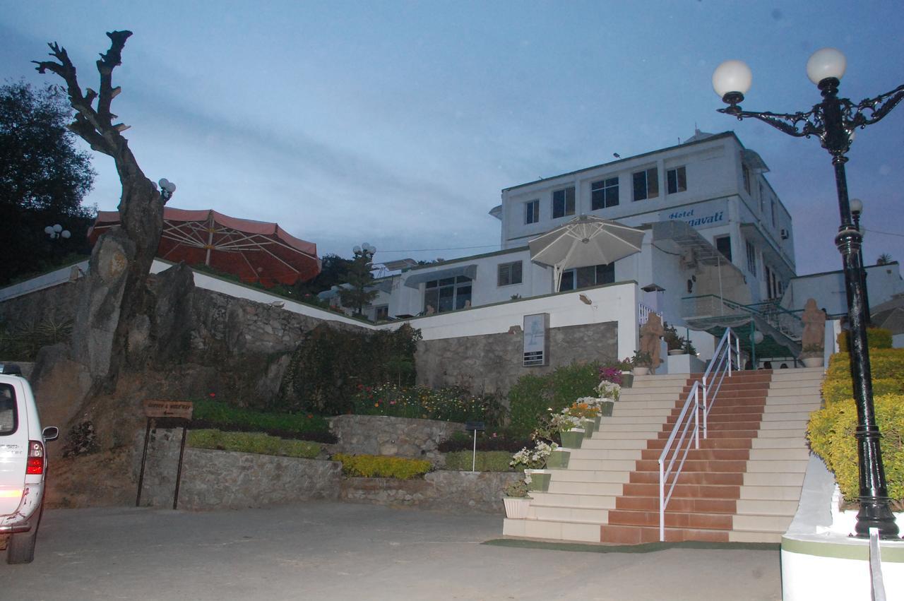 Hotel Karnavati Mount Abu Bagian luar foto