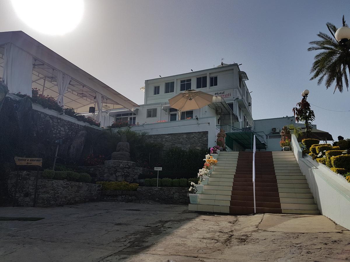Hotel Karnavati Mount Abu Bagian luar foto