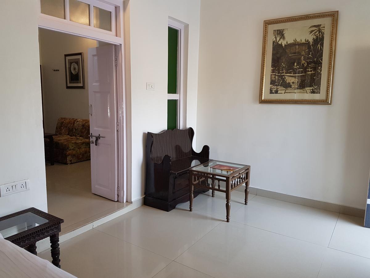 Hotel Karnavati Mount Abu Bagian luar foto