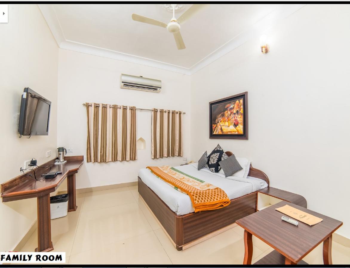 Hotel Karnavati Mount Abu Bagian luar foto